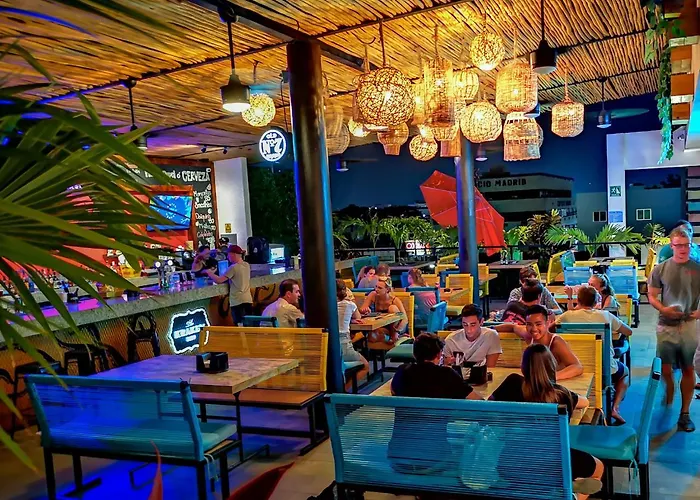Nomads Hotel & Rooftop Pool Cancun