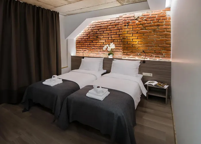 Dange Hotel