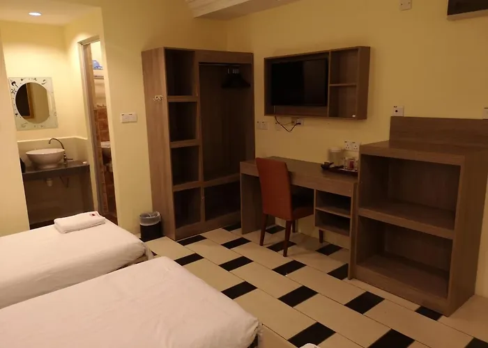 Hotel Ambassador 1