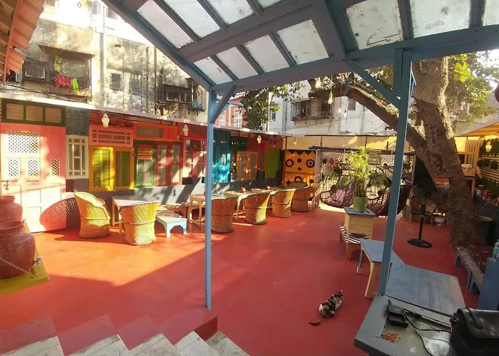 Namastey Mumbai Backpackers