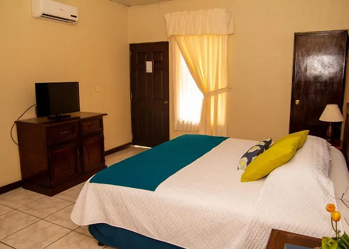 Resort Y Parque Acuatico Valle Dorado