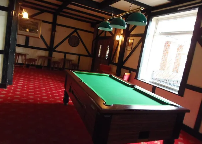 Potters International Hotel