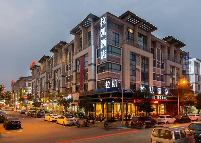 Yiwu Luckbear Hotel