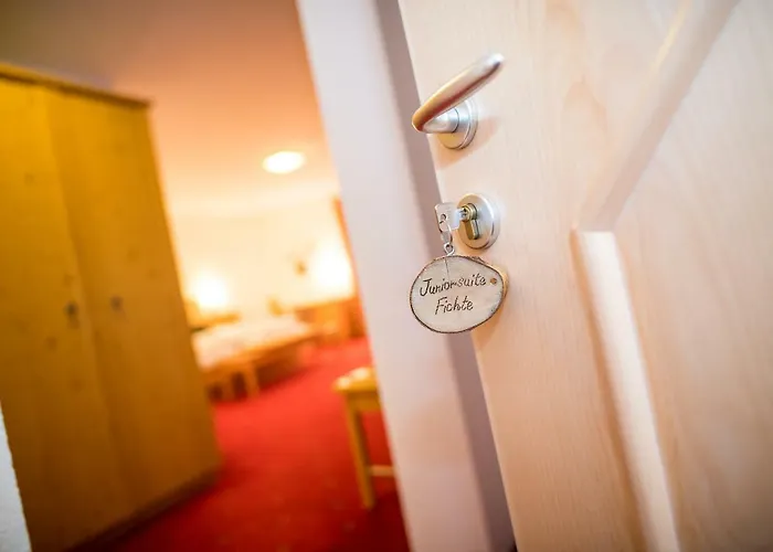Hotel zum See