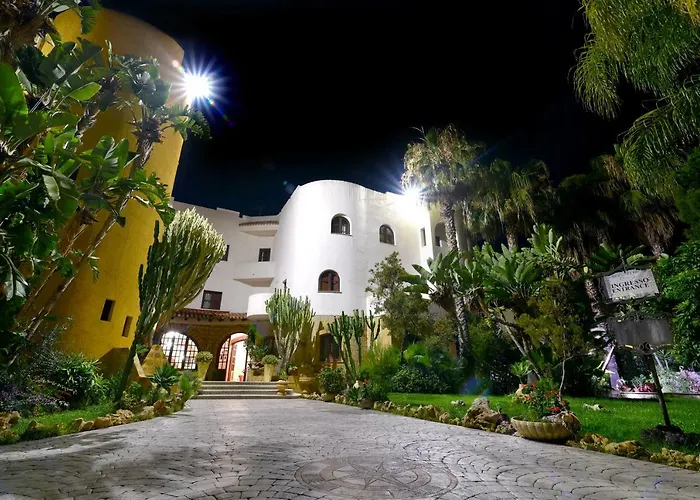 Hotel Akrabello