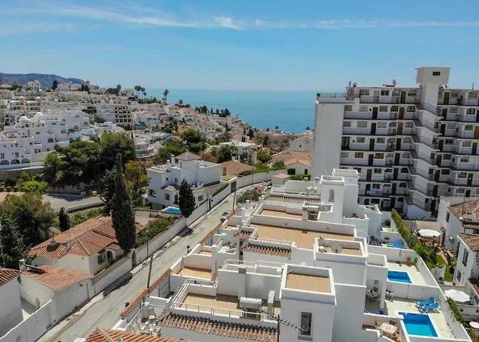 Nerja Paradise Rentals - Villa Zafiro
