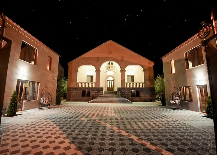 Royal Palace Hotel