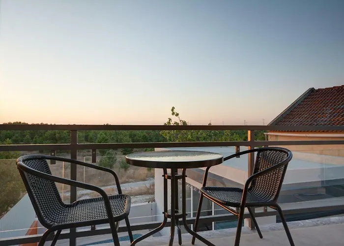 Paradise Terrace House