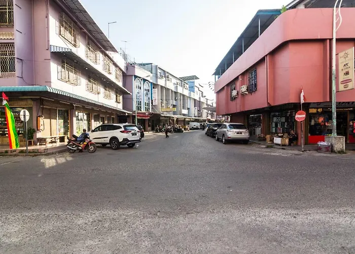 Lovina Inn - Nagoya Batam