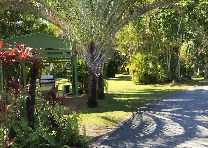 Tin Can Bay Motel