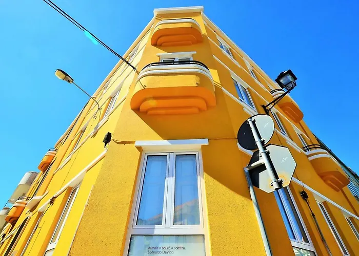 Suites & Apartments Dp Vfxira