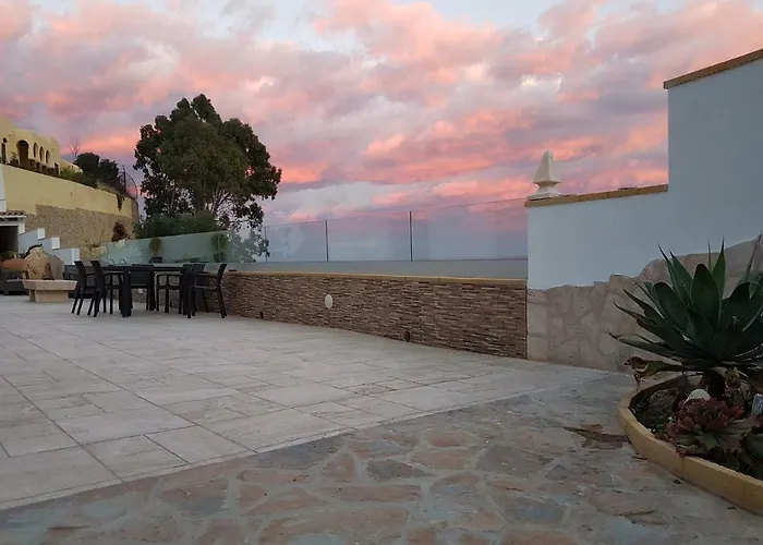 Villa Sellares