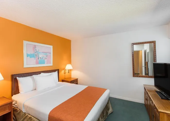 Howard Johnson Hotel By Wyndham Victoria