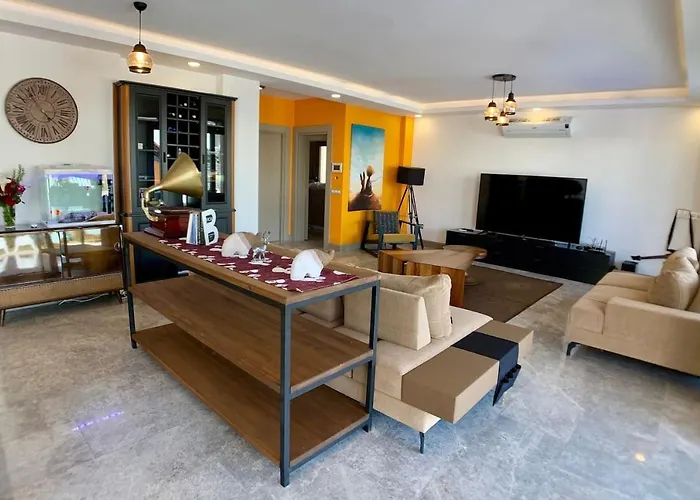Ultra Luxury Private Villa With Swimming Pool