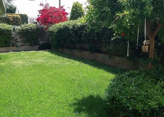 Fantastic Villa, A 5 Minute Drive From The Beach!