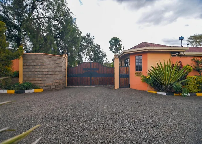 Falcon Heights Hotel