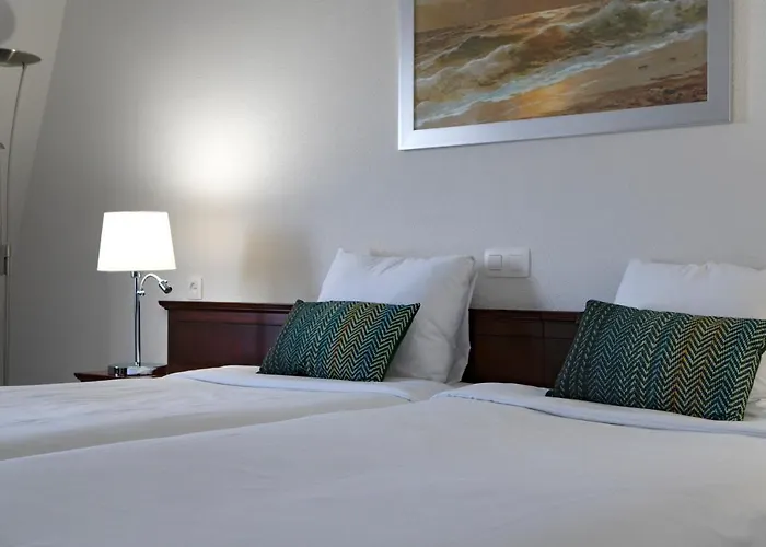 Golden Tulip L Escaut