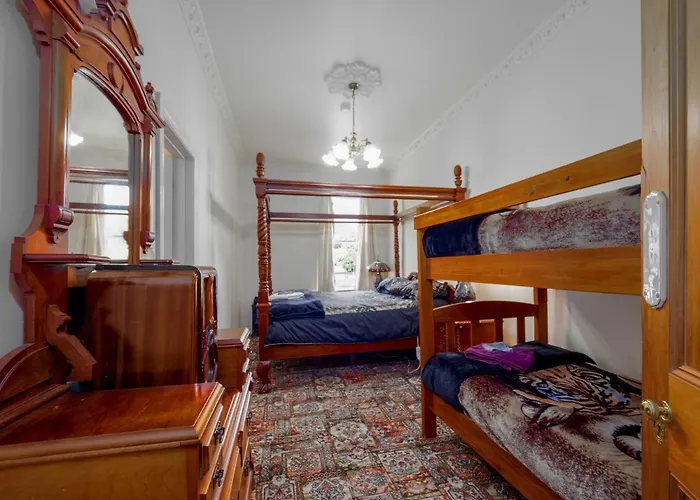 Otira Stagecoach Hotel
