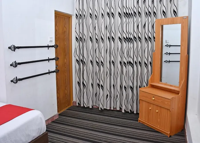 Roshan Guest House