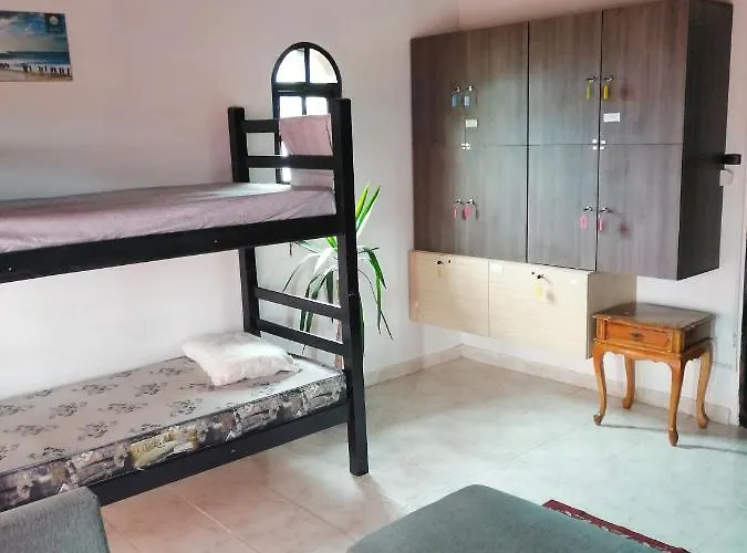 Kionda Surf Hostel