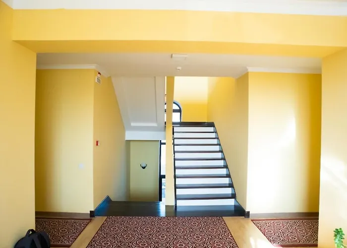Sad Dolgoletiya Hotel