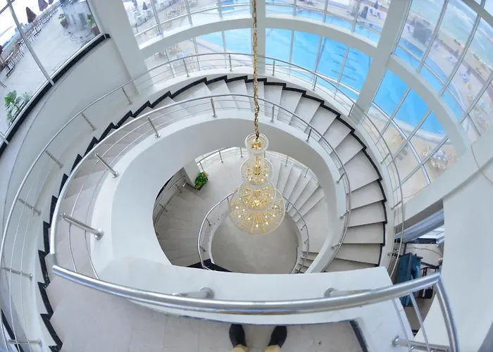 Golden Jewel Beach&Hotel