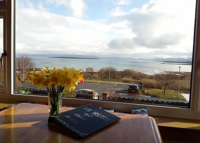 Skye Basecamp Hostel, Broadford Bay, Isle Of Skye