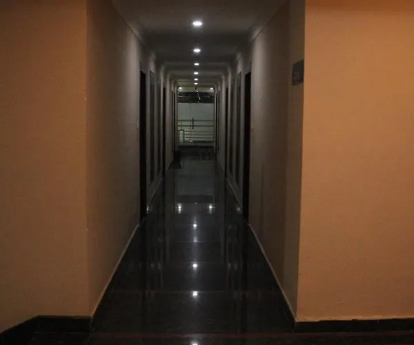 Hotel Omm Palace