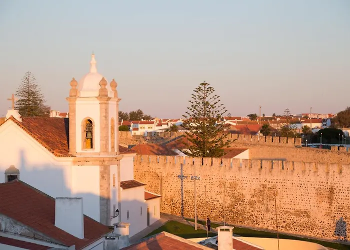 Hotel Veleiro