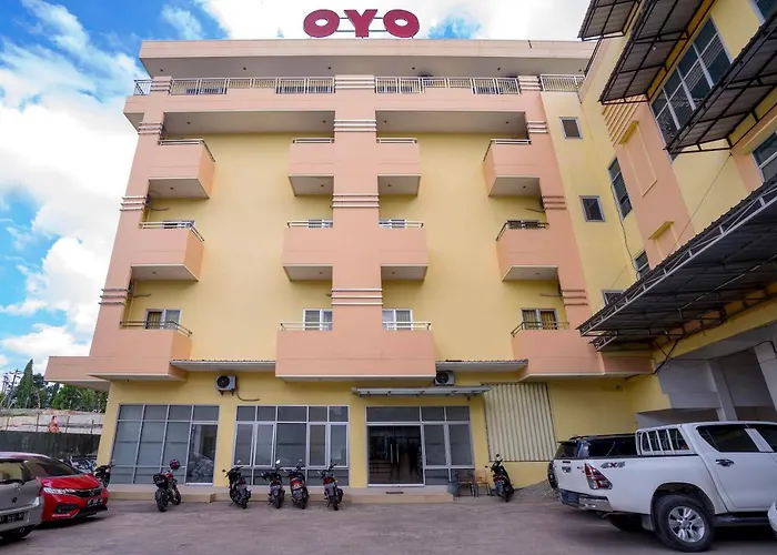 Oyo 2695 D'Es Guest House