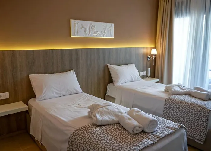 Agnes Deluxe Hotel