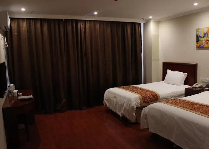 Shell Baoding Dongfeng Middle Road Kailian Hotel