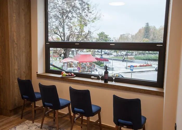 Trikala River House