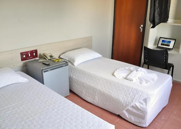 Hotel Caçula