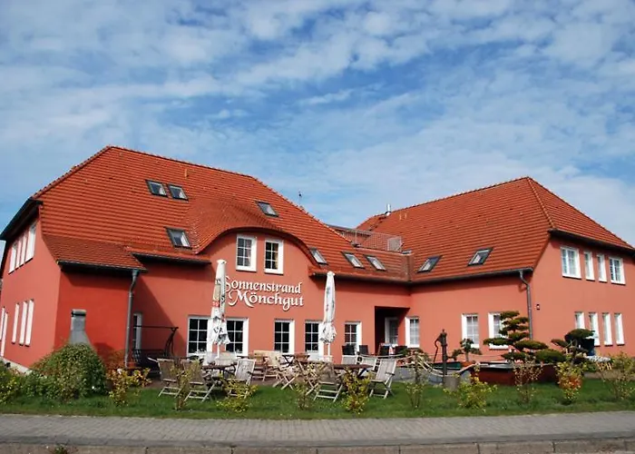 Das kleine Hotel und Ferienwohnungen auf Mönchgut!