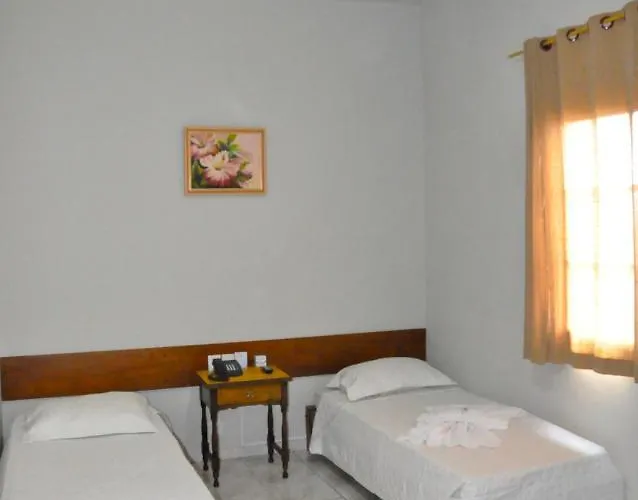 Hotel Caçula