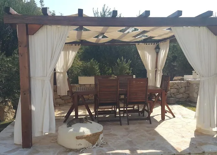 Luxury Villa Luminosa