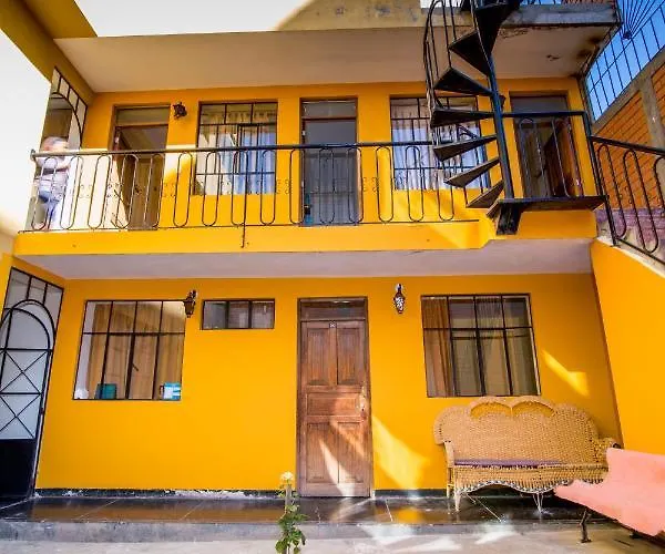 Cayesh Guest House