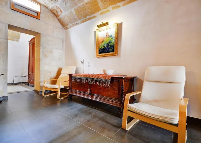 Amilcar House By Slow Villas