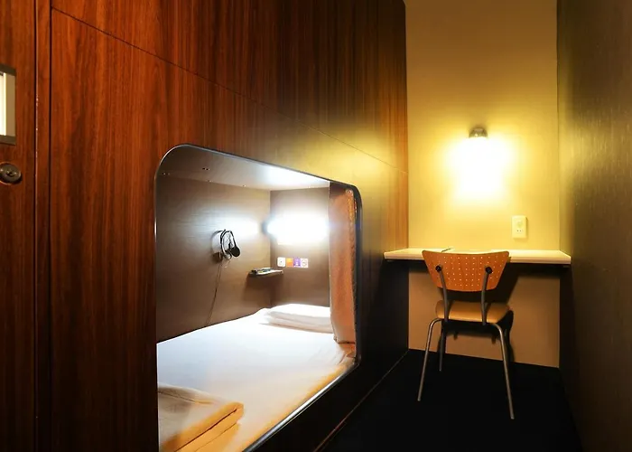 Capsule Hotel Nikoh Refre
