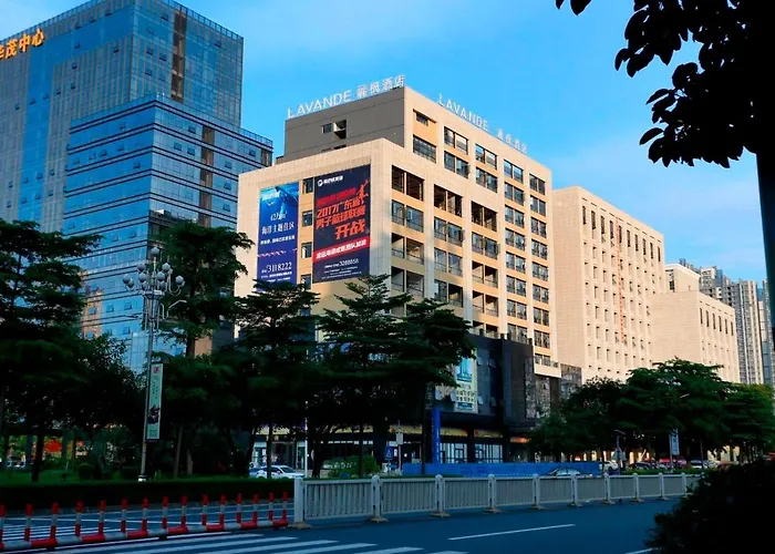 Lavande Hotel Qingyuan Sports Park Municipal Government