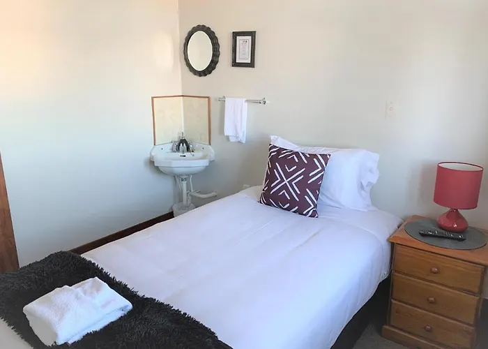 Ranfurly Hotel