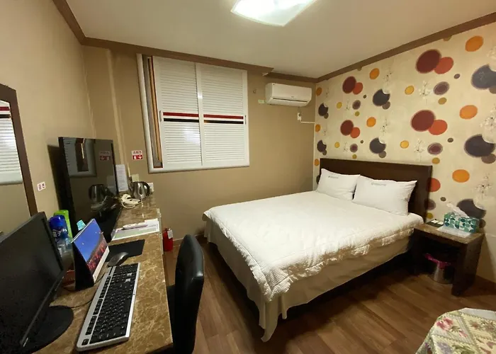 Hotel Kyung Won Biz