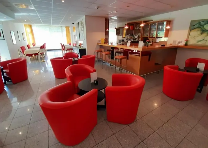 Lenas West Hotel