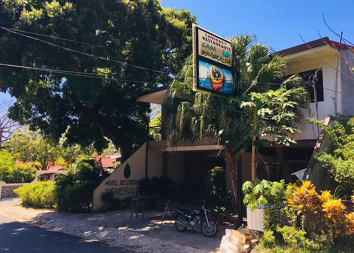 Hotel Casa Esmeralda