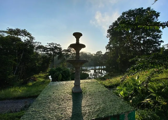 Jungle Lodge El Jardin Aleman