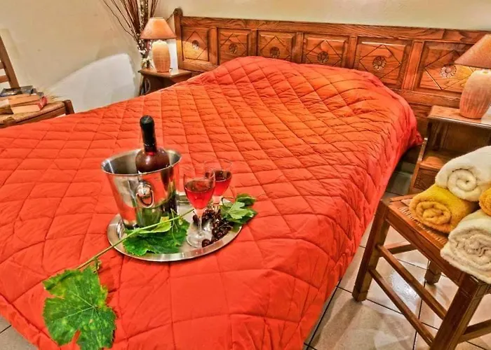 Pegasus Hotel & Coastal Cafe