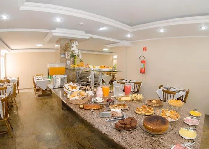 Antico Plaza Hotel